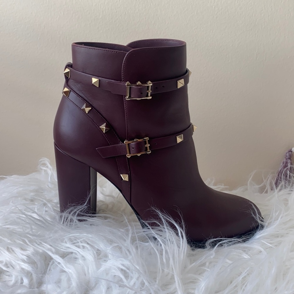 Valentino Rockstud ankle booties (41)
